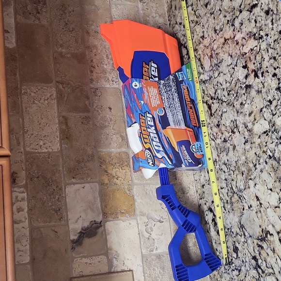 Nerf Super Soaker Water Blasters Bundle - Picture 3 of 7